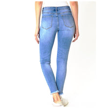 Load image into Gallery viewer, Memphis Kan Can Distressed Jeans