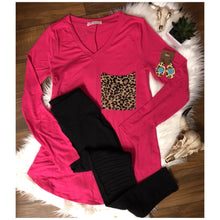 Load image into Gallery viewer, Pink Leopard Pocket Top
