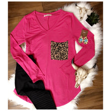 Load image into Gallery viewer, Pink Leopard Pocket Top