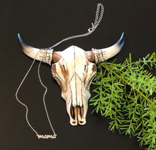 Load image into Gallery viewer, Gold Mama Necklace
