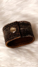 Load image into Gallery viewer, Distressed Leather Bracelet