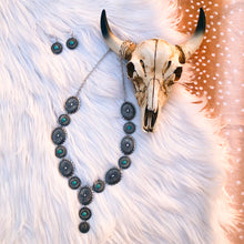 Load image into Gallery viewer, Truvy Concho Necklace