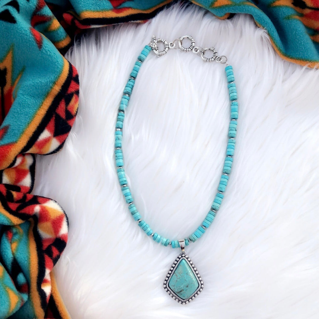 Lauren Pendant Necklace