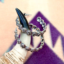 Load image into Gallery viewer, Alaina Hoop Earrings