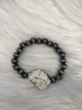 Load image into Gallery viewer, White Slab Bead Bracelet