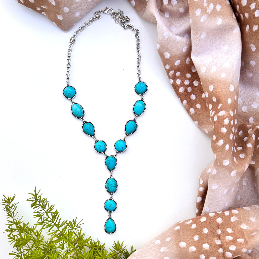 Lily Necklace