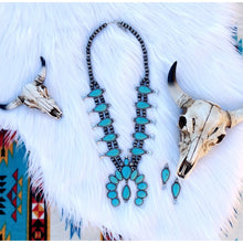 Load image into Gallery viewer, Shania Squash Blossom Necklace