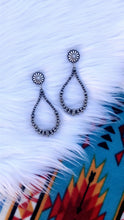 Load image into Gallery viewer, Sedona Silver Earrings