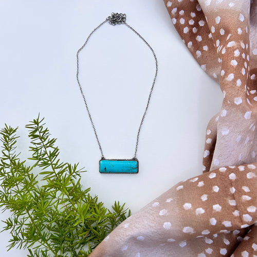 Leila Bar Necklace