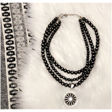 Load image into Gallery viewer, Naomi Necklace