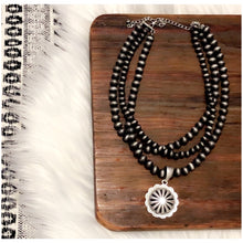 Load image into Gallery viewer, Naomi Necklace